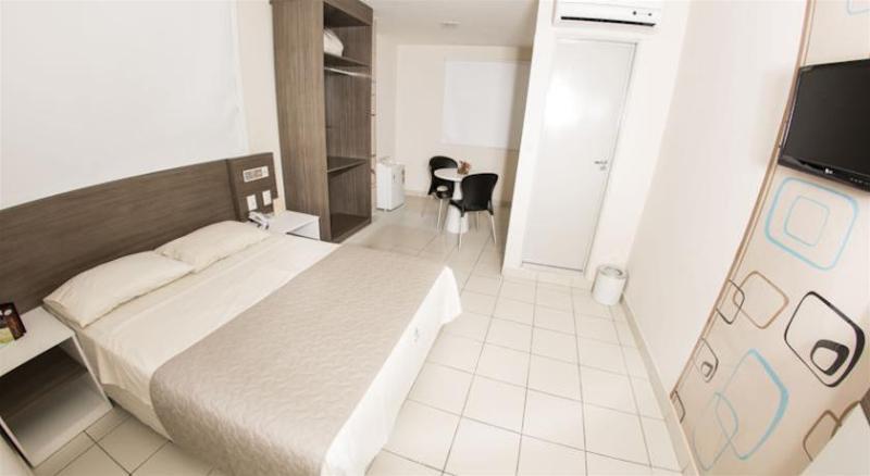 Hotel Central Каруару Екстериор снимка